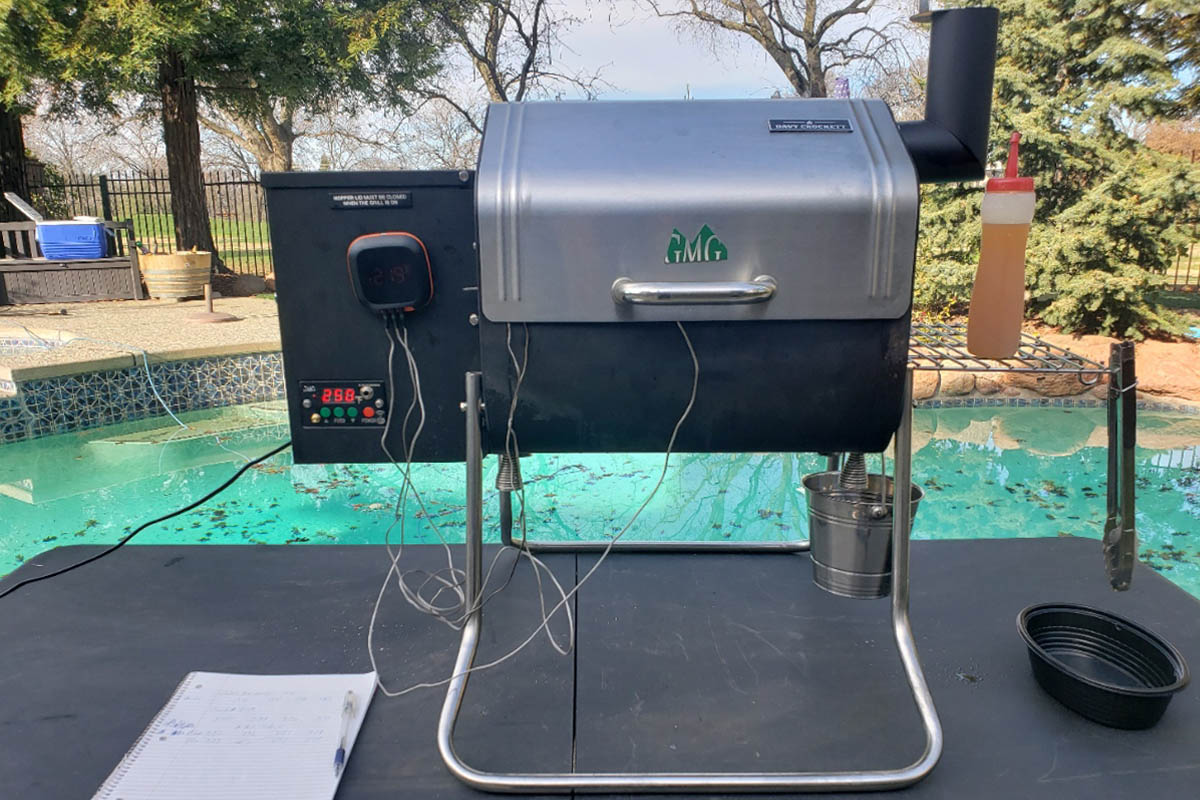 green mountain grills davy crockett pellet grill on table