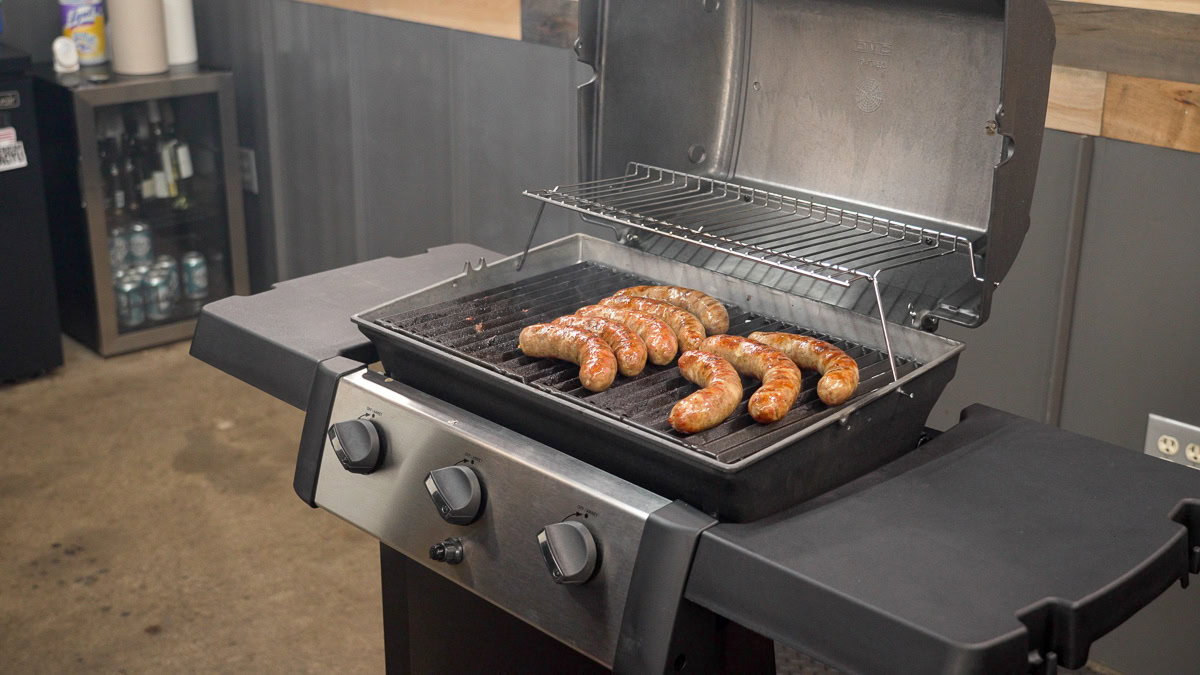 close up front view off the gem 310 gas grill from broil king