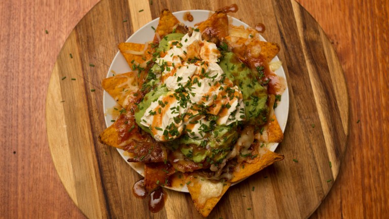 smoked pulled pork nachos