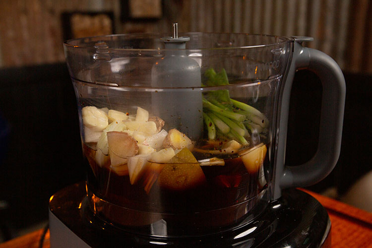 Korean BBQ marinade ingredients in a blender