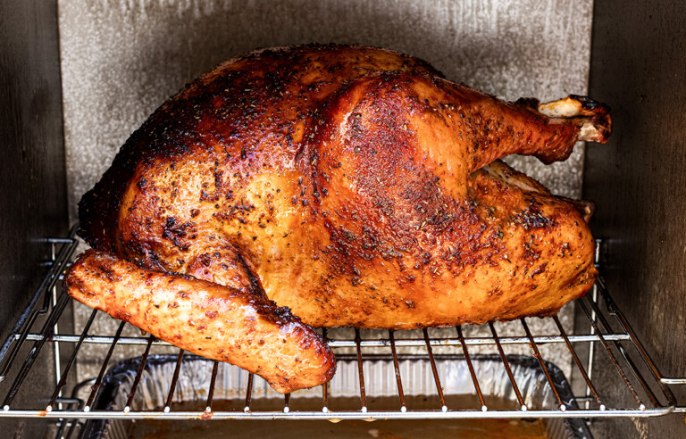 How to Smoke a Turkey in an Electric Smoker