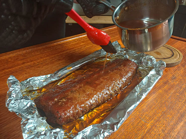 glazing smoked baby back ribs with bbq sauce