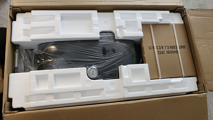 weber traveler grill inside a box
