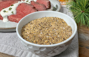 prime rib rub in a bowl
