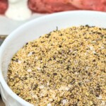 the best dry rub for prime rib in a white bowl