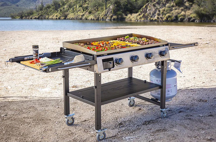 Pit Boss Deluxe 4-Burner Griddle