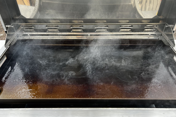 griddle turning black with smoke
