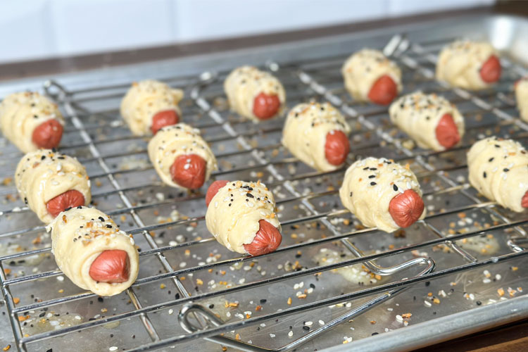 uncooked pigs in blanket