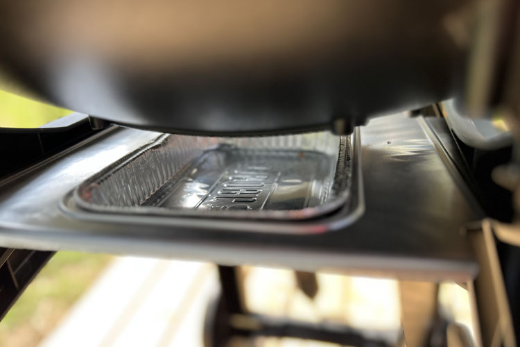 weber q2400 drip pan