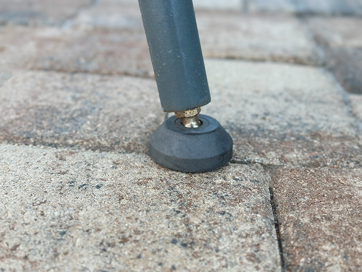 a close up view of the Burch Barrel leg