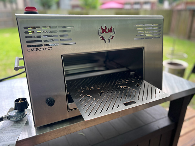 side view of the Schwank Infrared Grill