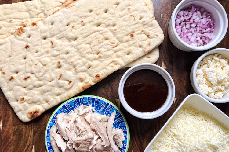 ingredients for bbq chicken flatbread in ninja oven