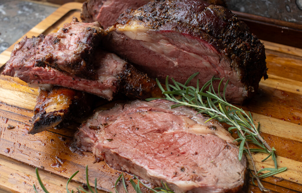a sliced prime rib roast