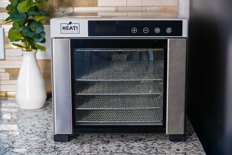  MEAT! Your Maker 6-Tray Dehydrator.