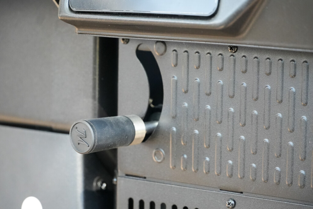 Masterbuilt Gravity XT heat and air intake slider system