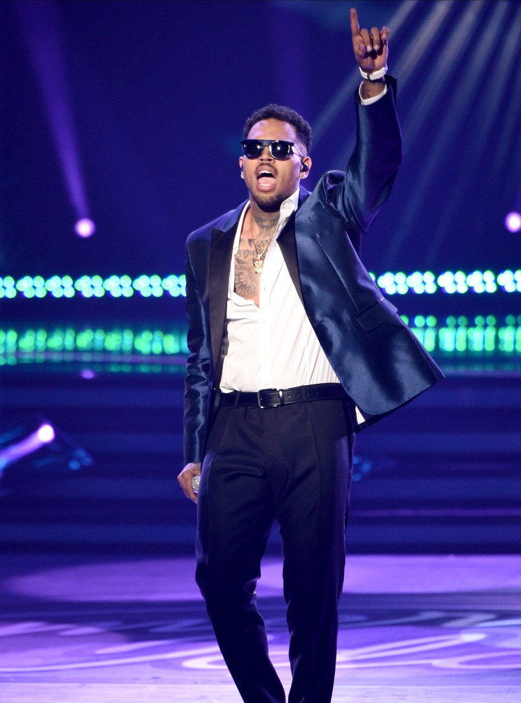 BEST MALE R&B/POP ARTIST
