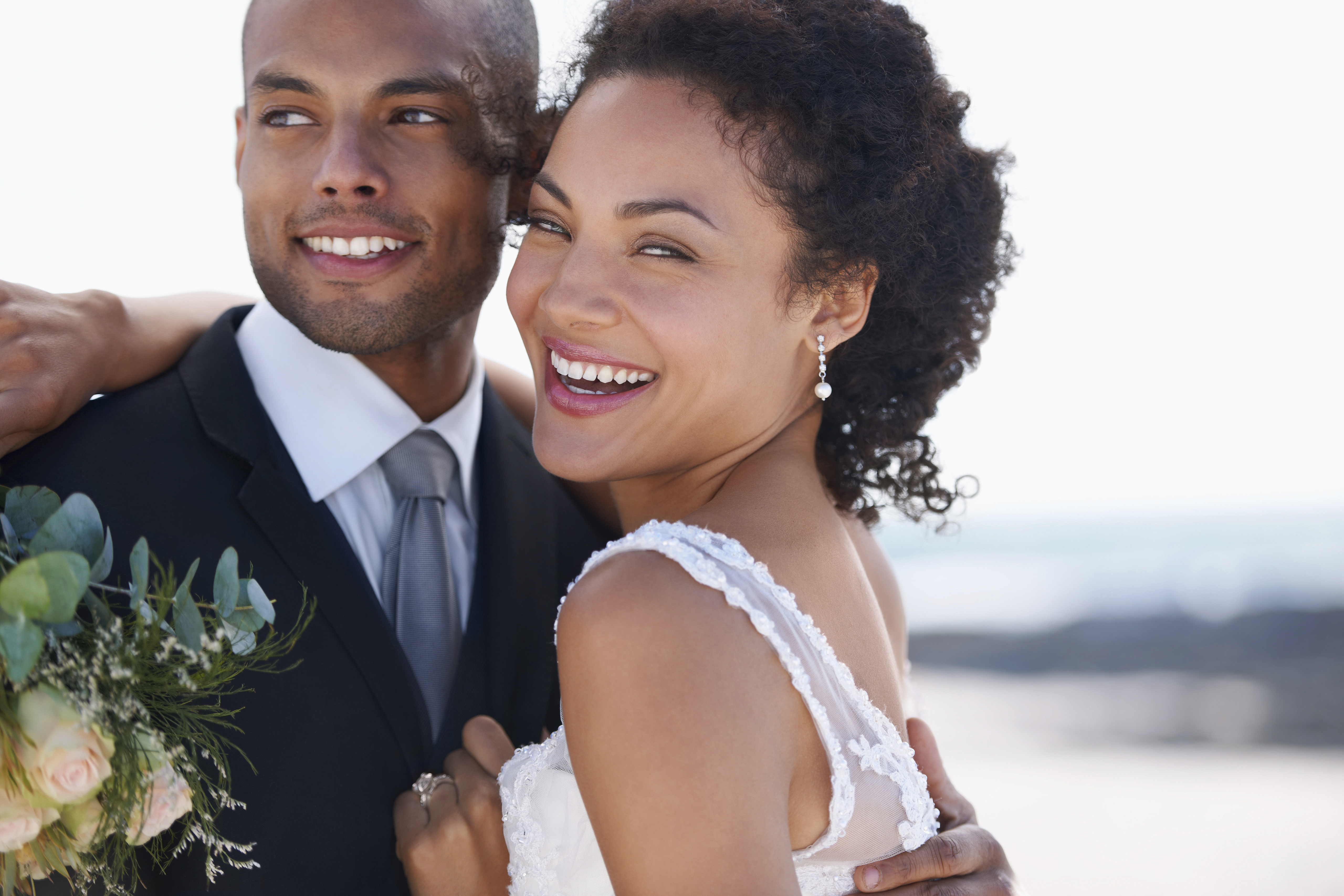 South Africa, Cape Town, Portrait of newly wed couple