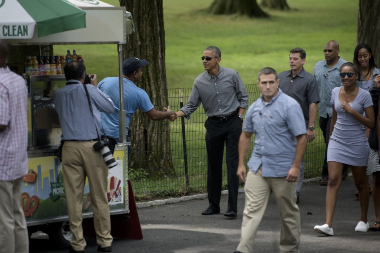 President Obama Visits NYC With Sasha & Malia