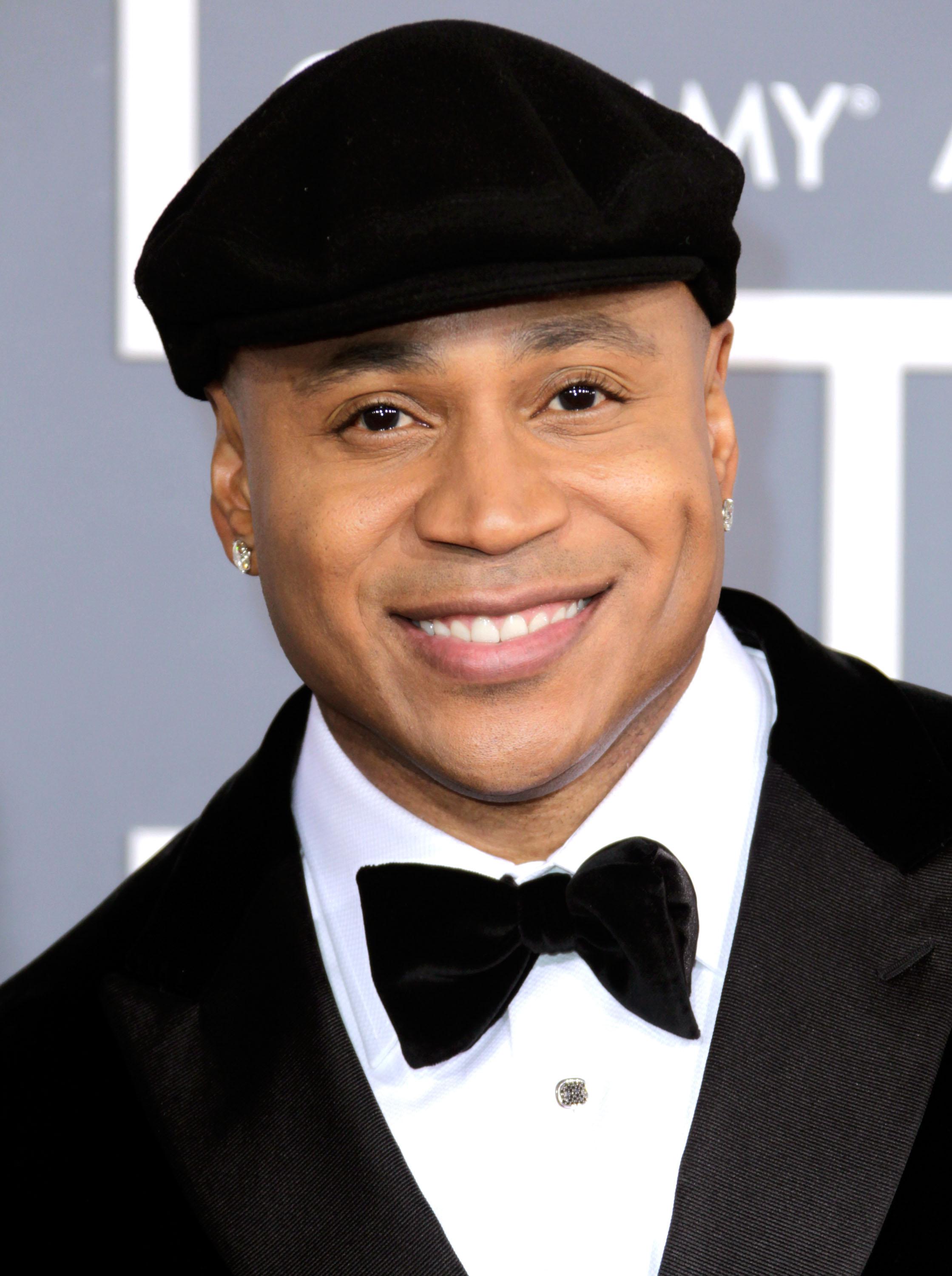 The 54th Annual GRAMMY Awards - Red Carpet