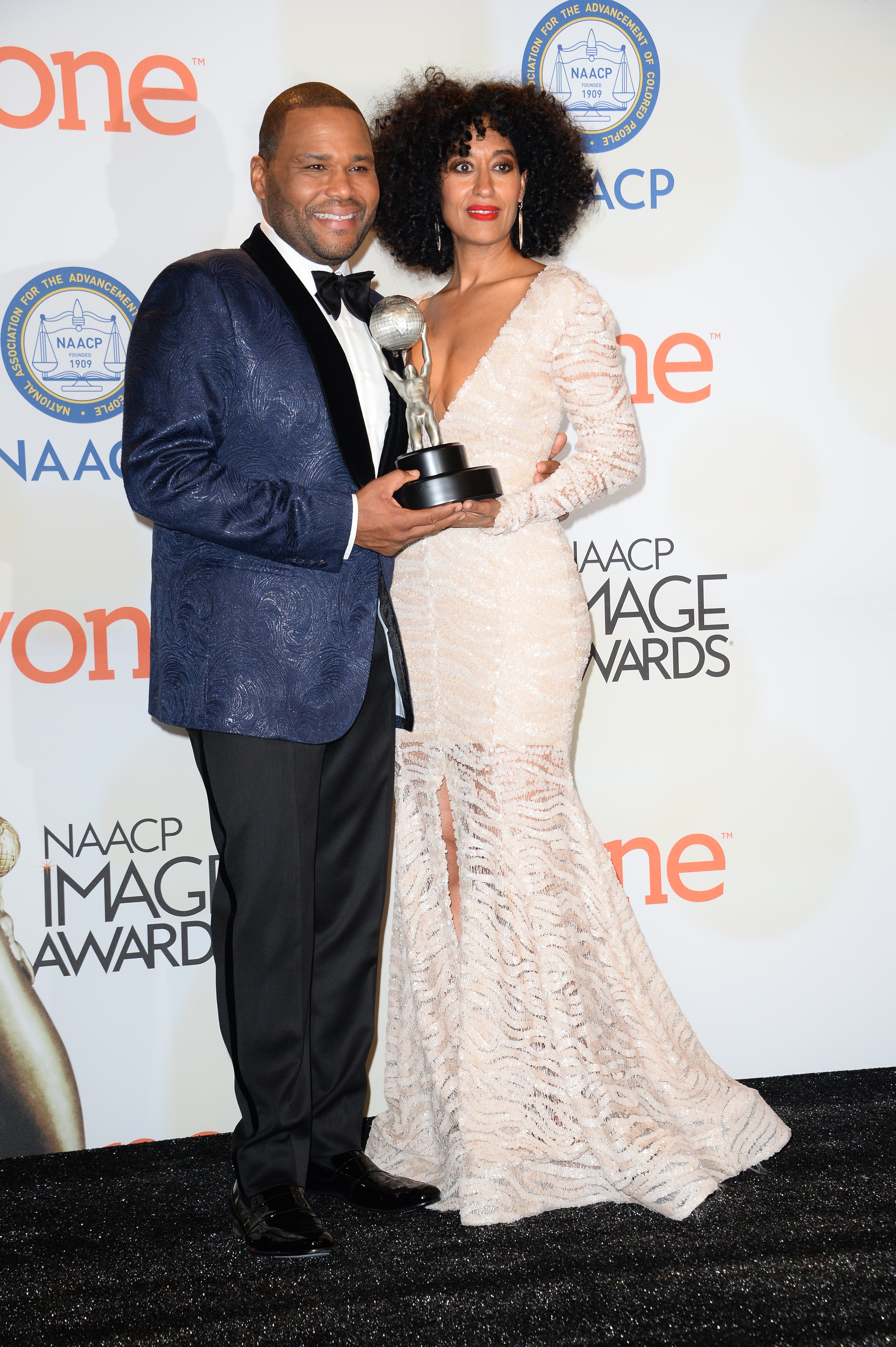 US-ENTERTAINMENT-NAACP IMAGE AWARDS-PRESS ROOM