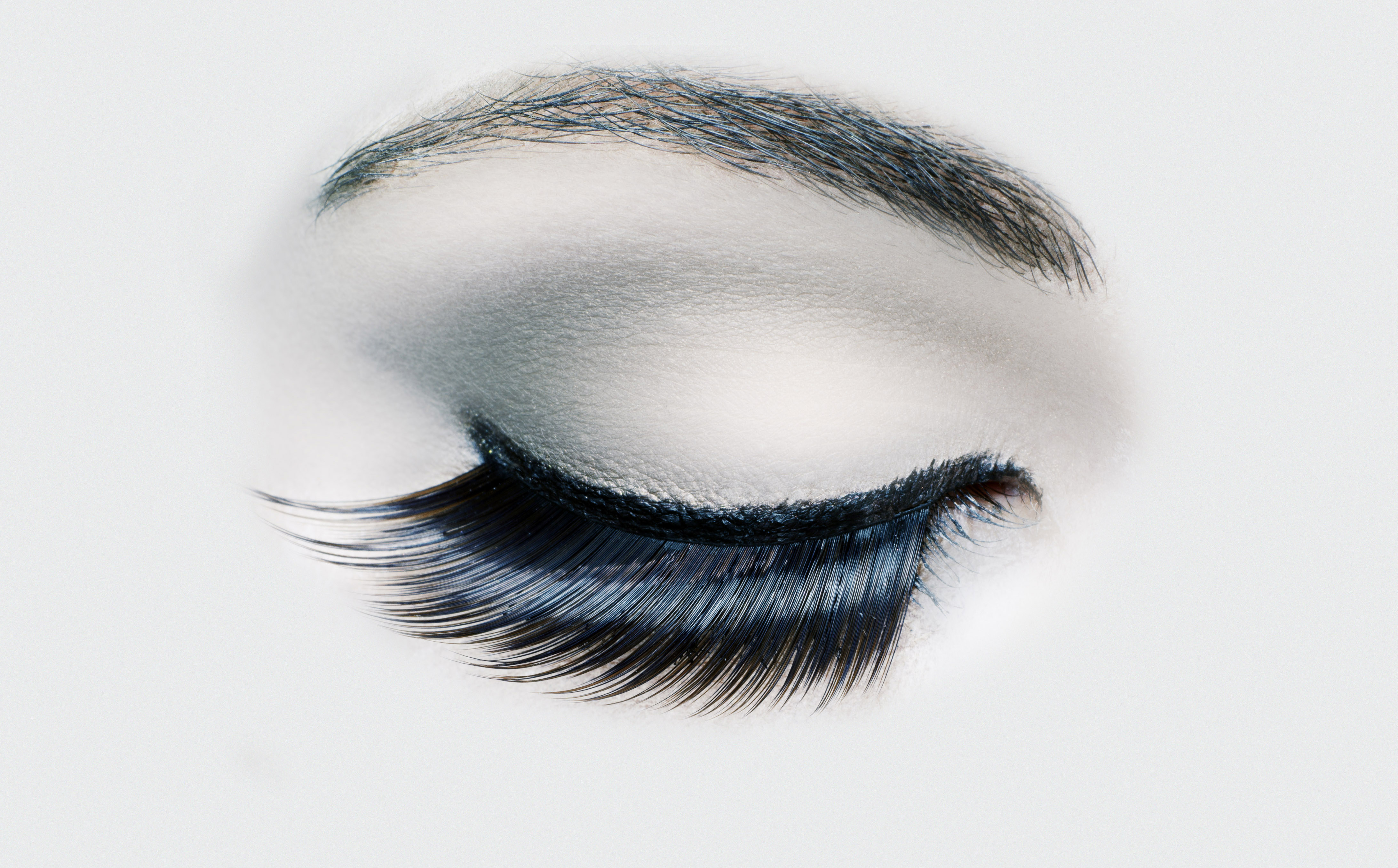 Beauty eye shot