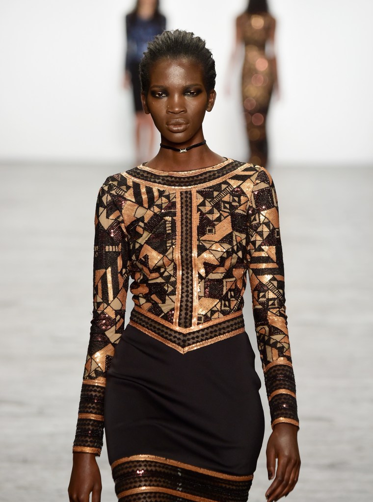 Tadashi Shoji