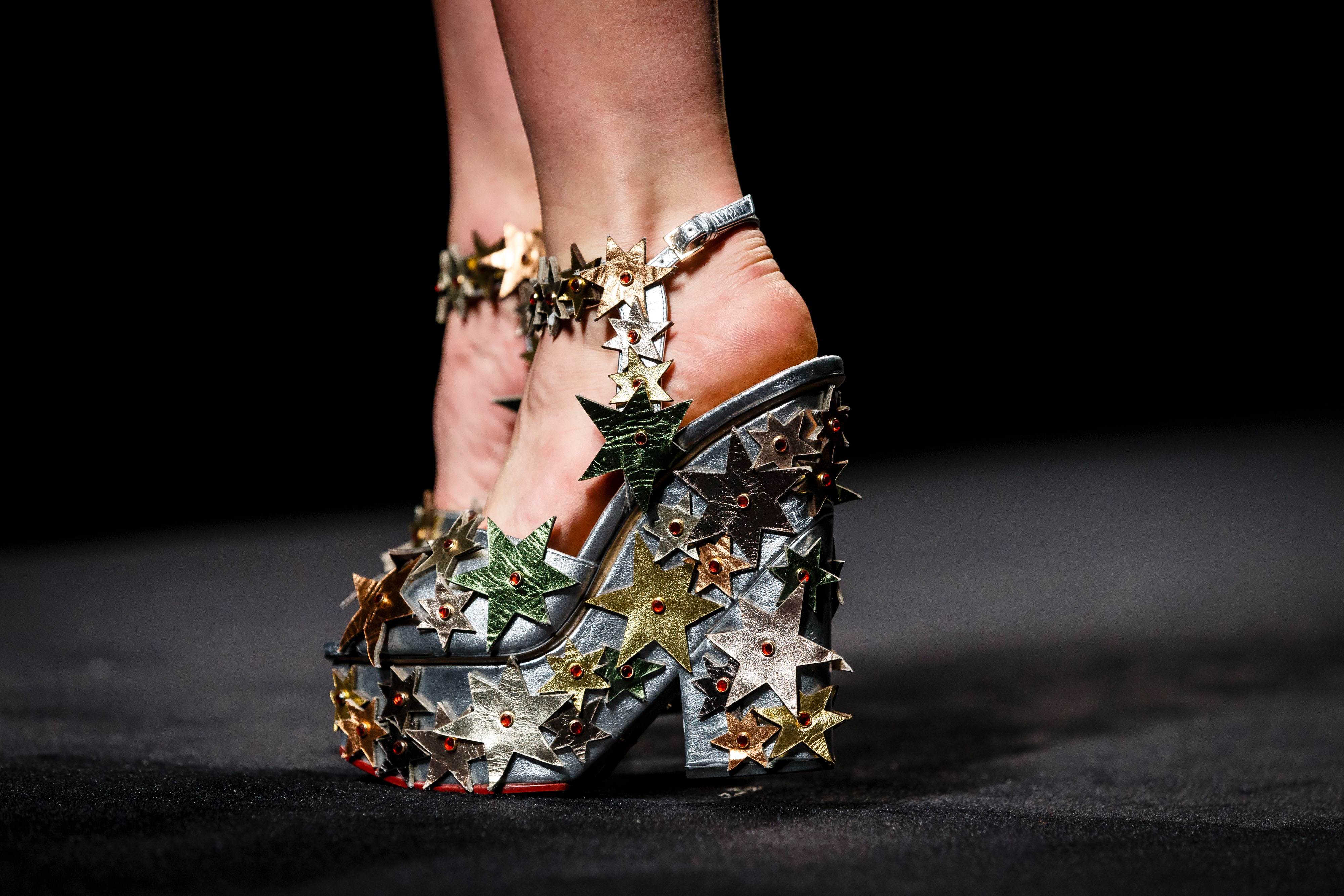 Charlotte Olympia Fall 16 LFW Catwalk Show