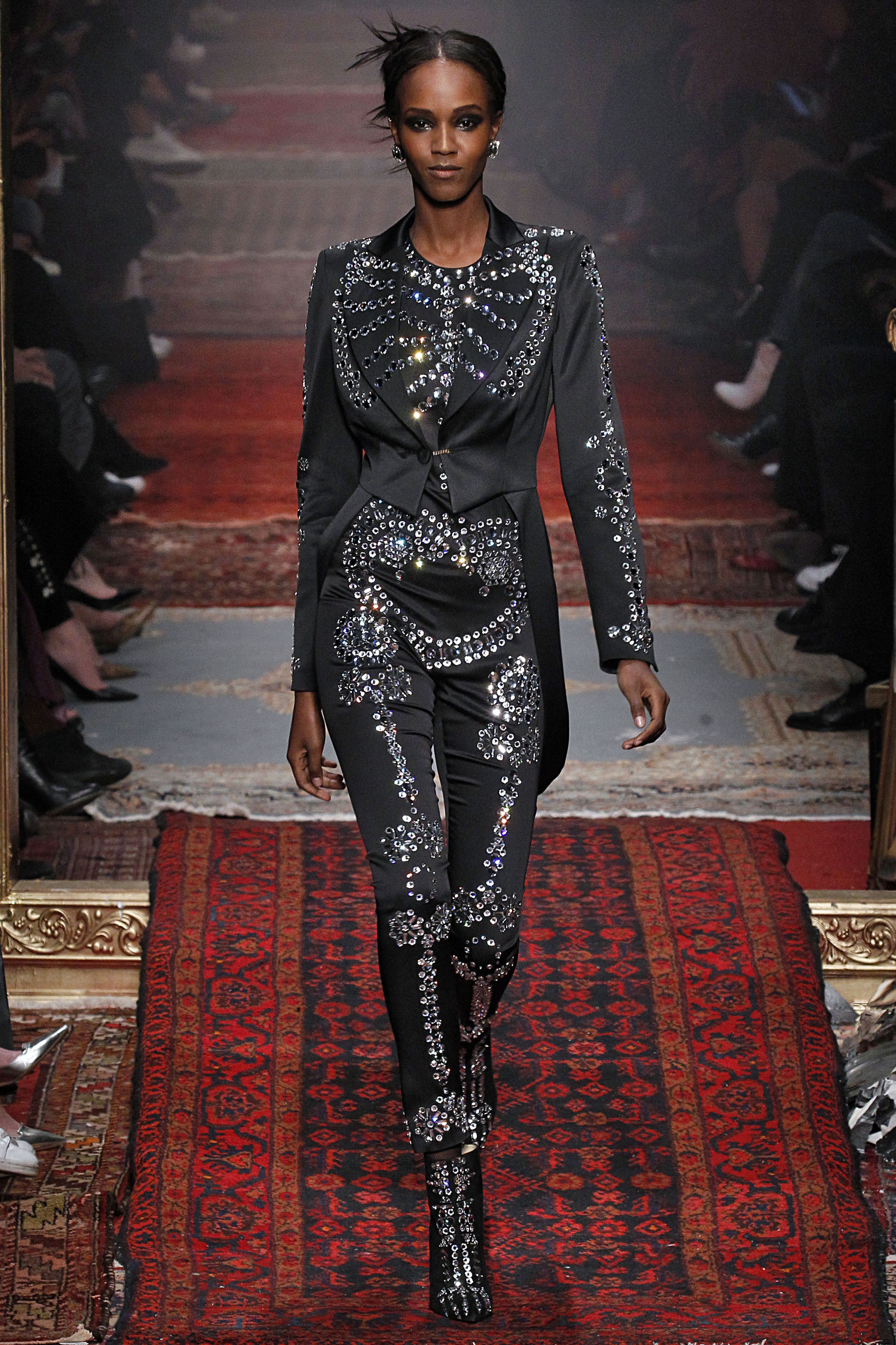 Moschino - Runway - Milan Fashion Week FW16