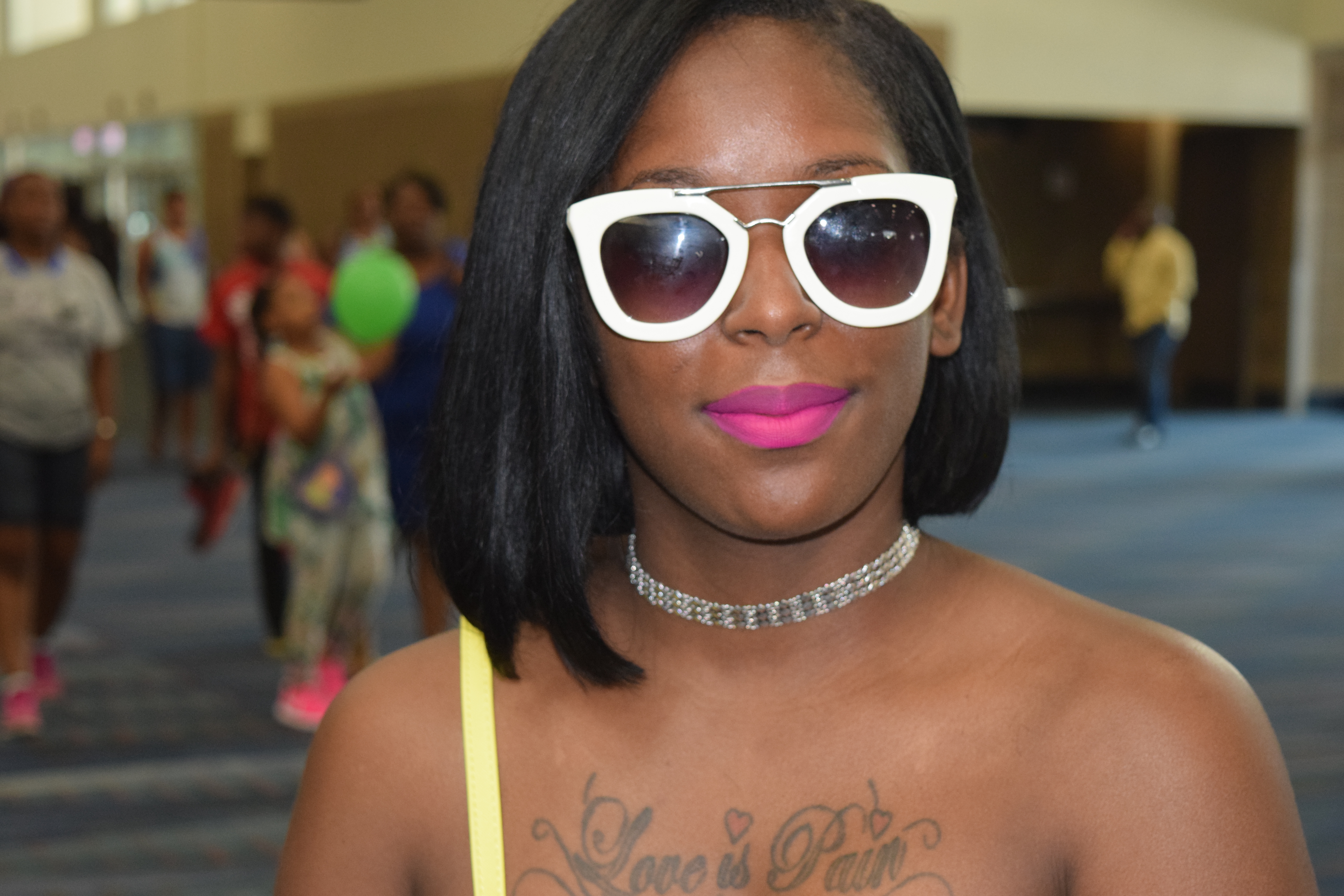 STATEMENT SUNNIES