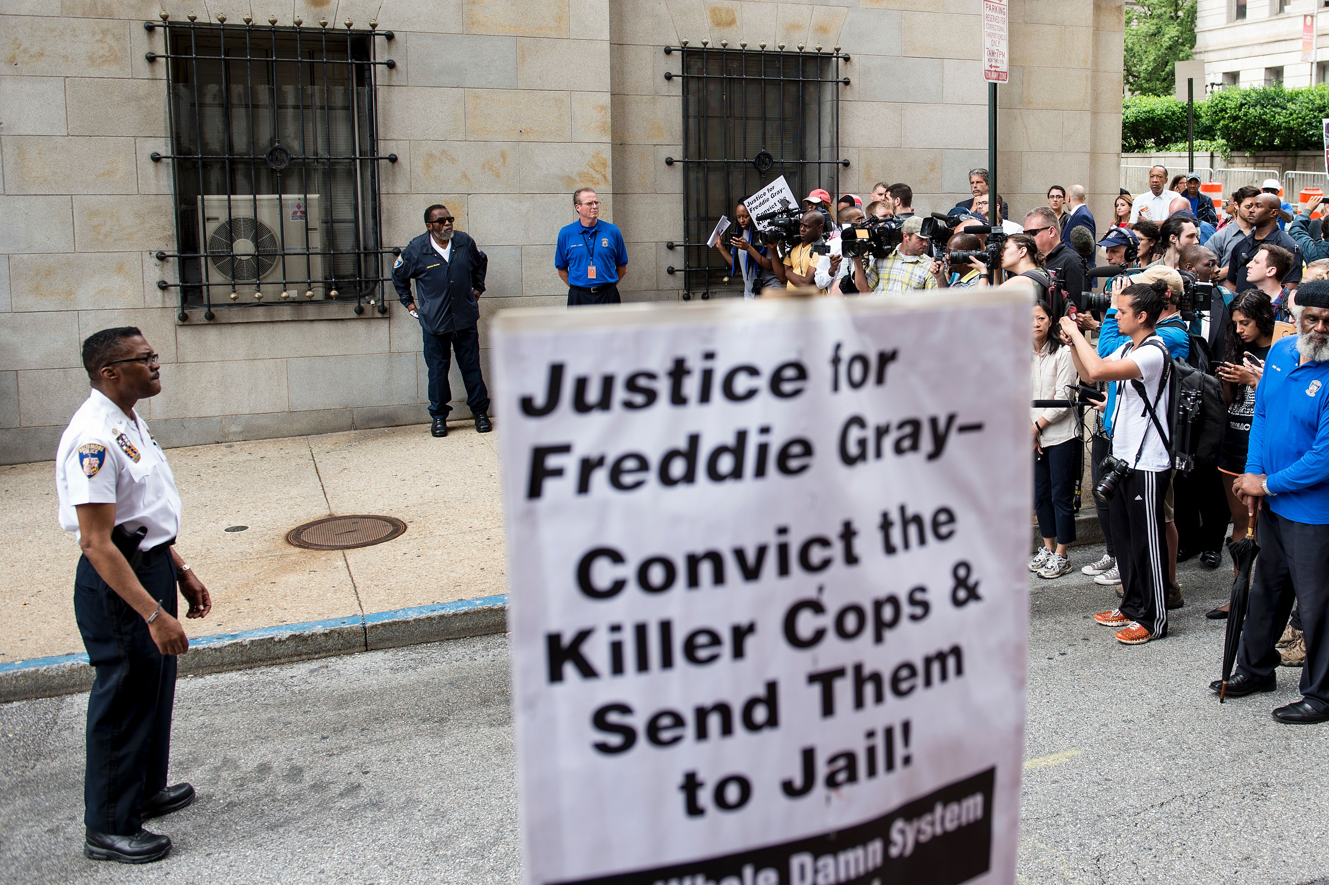 US-CRIME-POLICE-RACISM-COURT