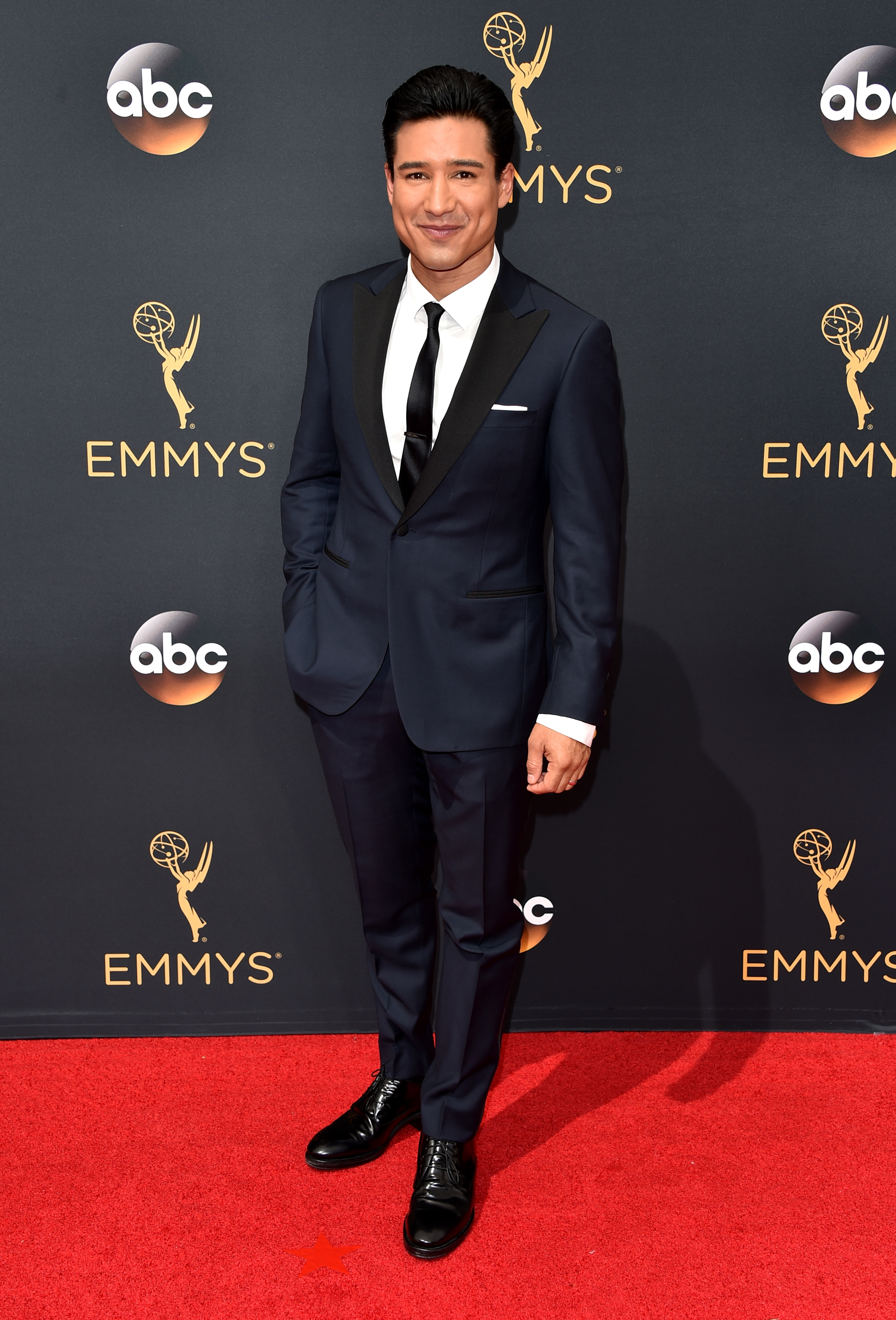 MARIO LOPEZ
