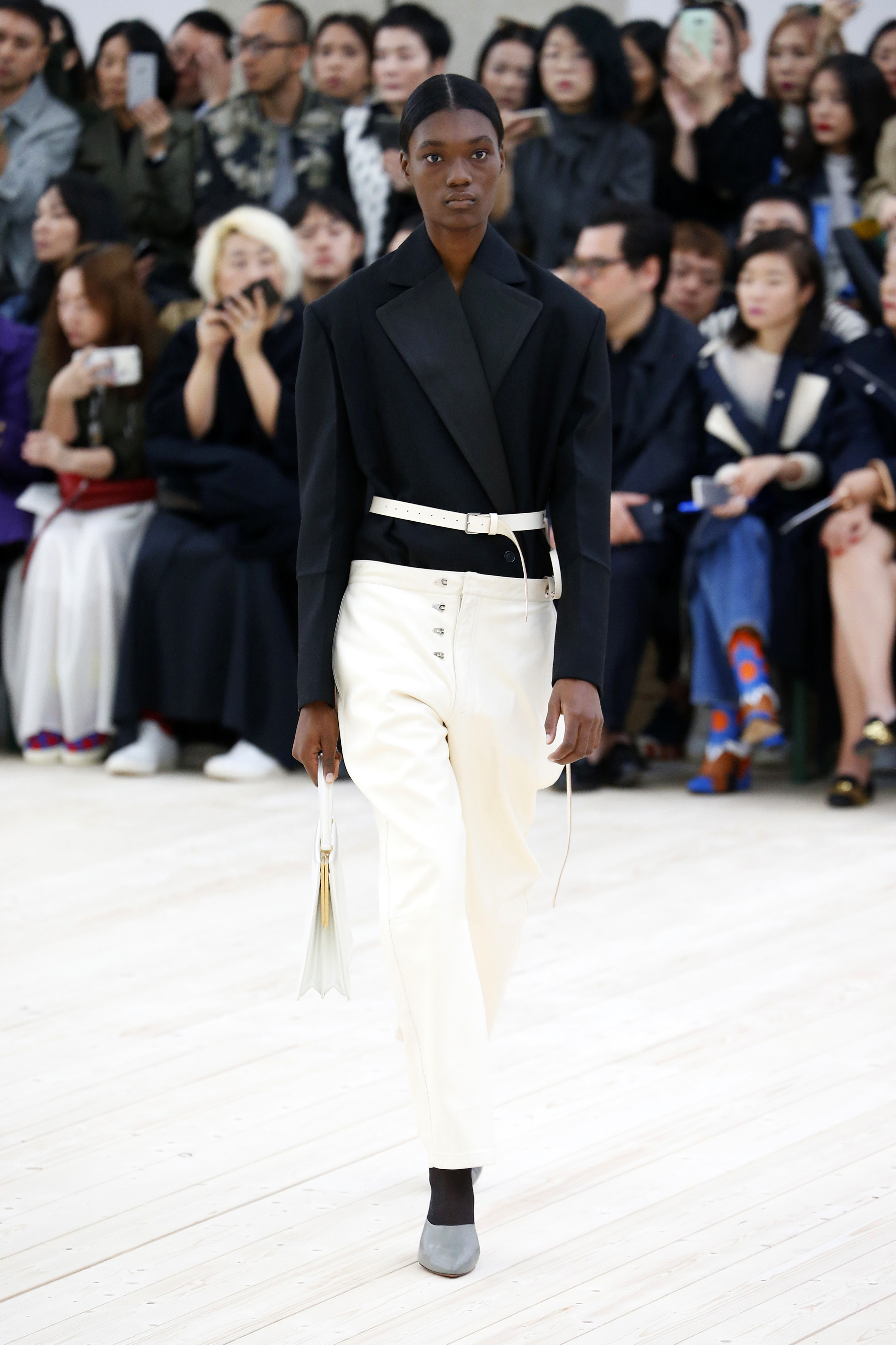 CÉLINE