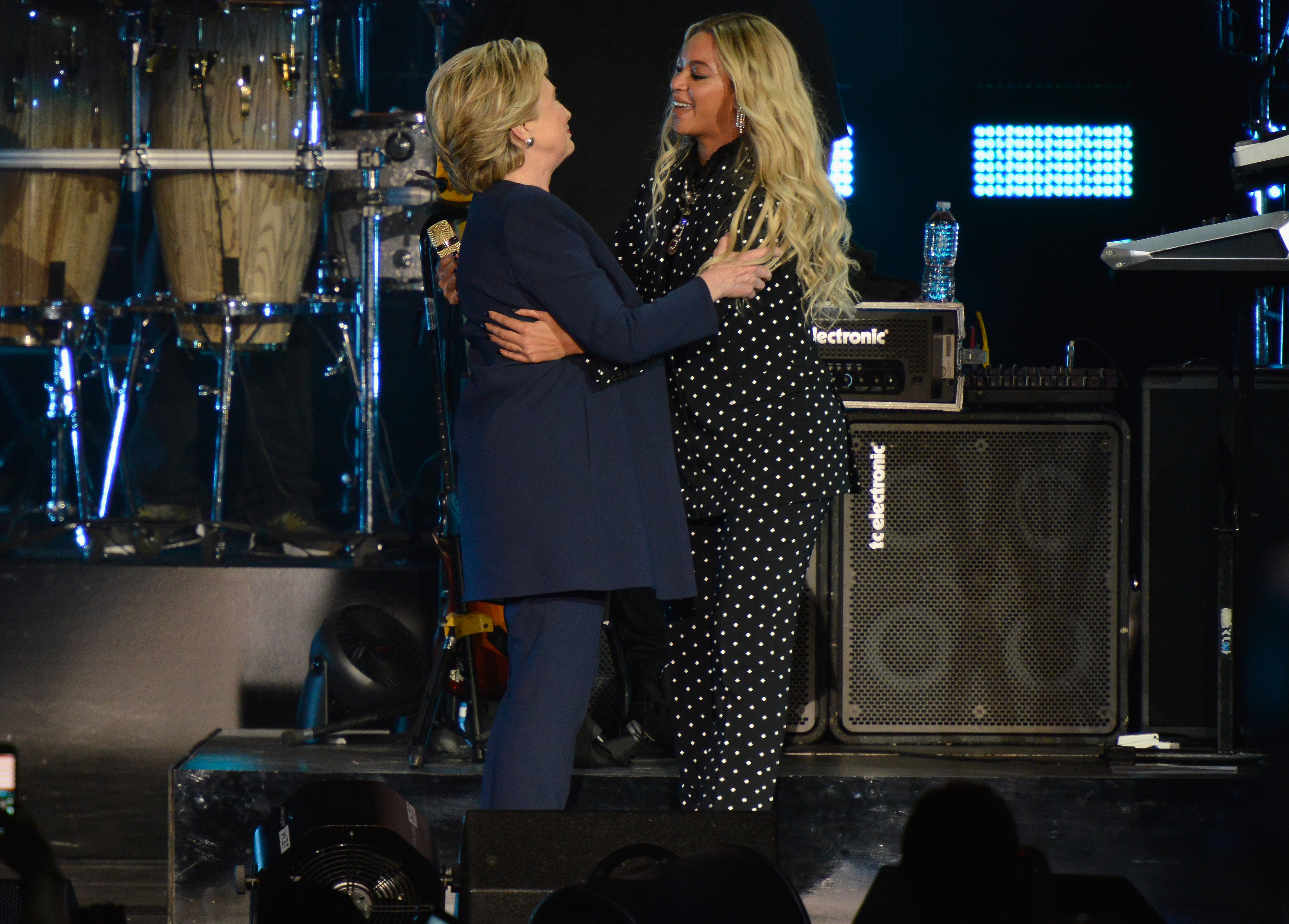 Celeb Pics Of The Week 10/22 - 11/4