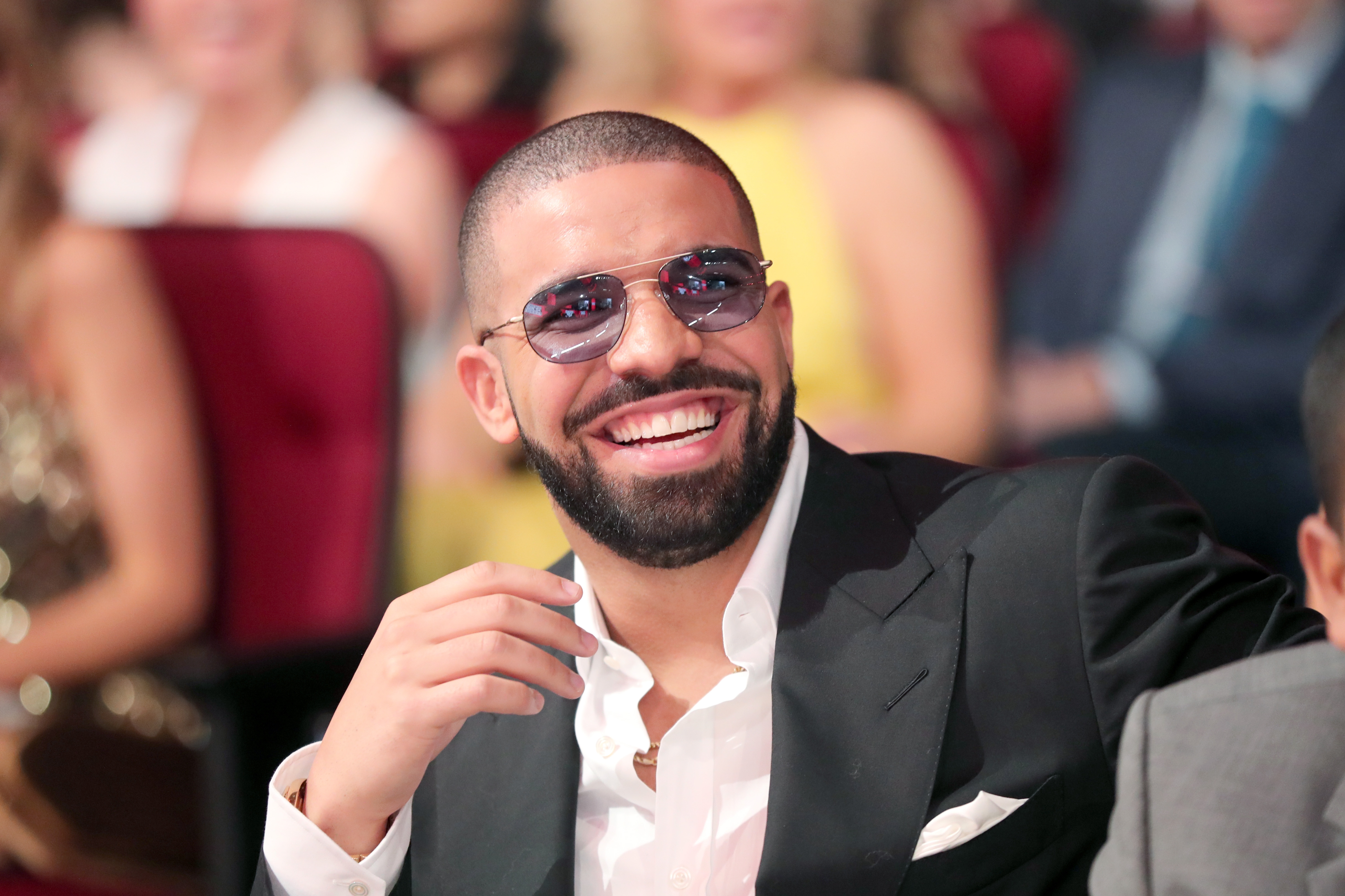 2016 American Music Awards - Roaming Show