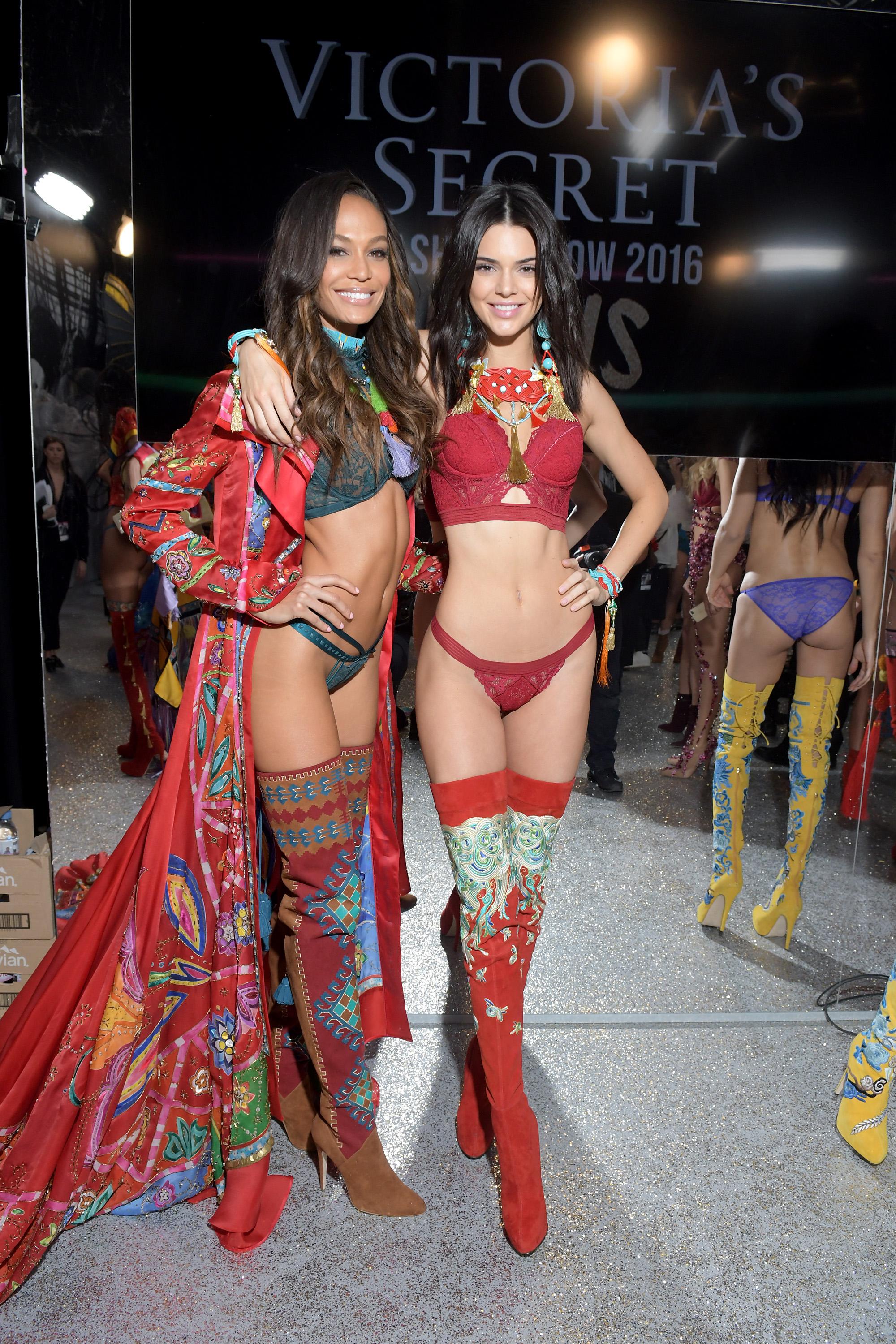 Celeb Pics Of The Week 11/26 - 12/2/16