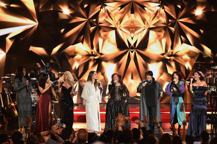 Celeb Pics Of The Week 11/26 - 12/2/16