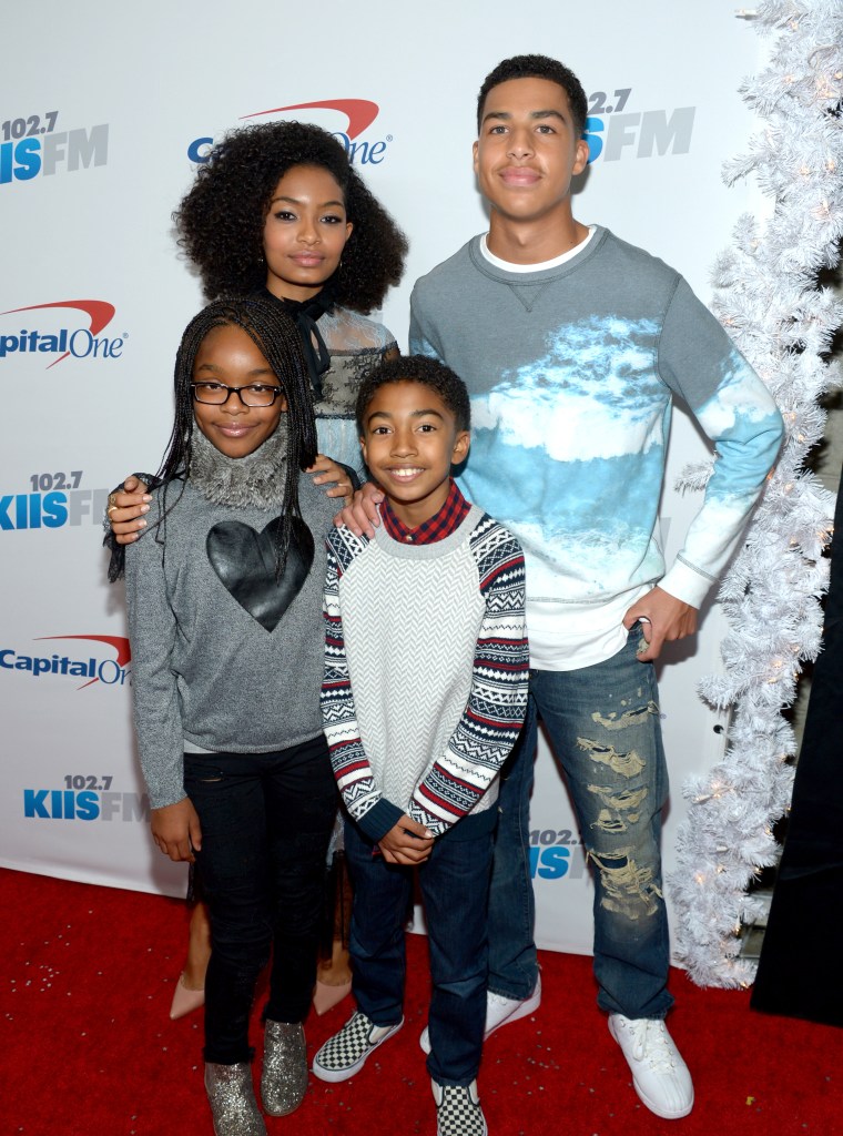 Celeb Pics Of The Week 11/26 - 12/2/16