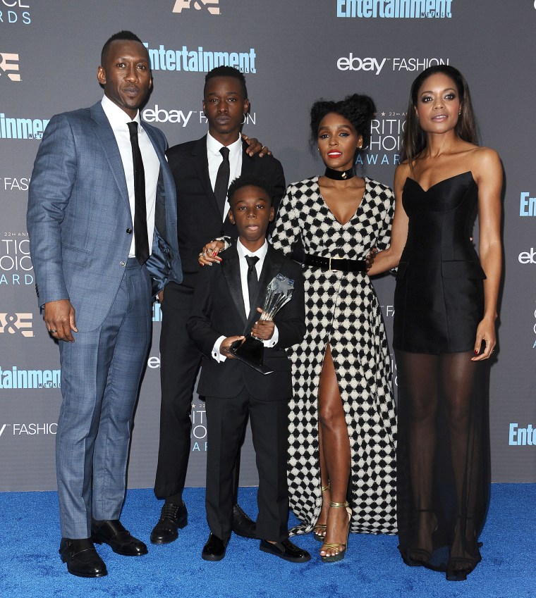 Celeb Pics Of The Week 12/10 - 12/16