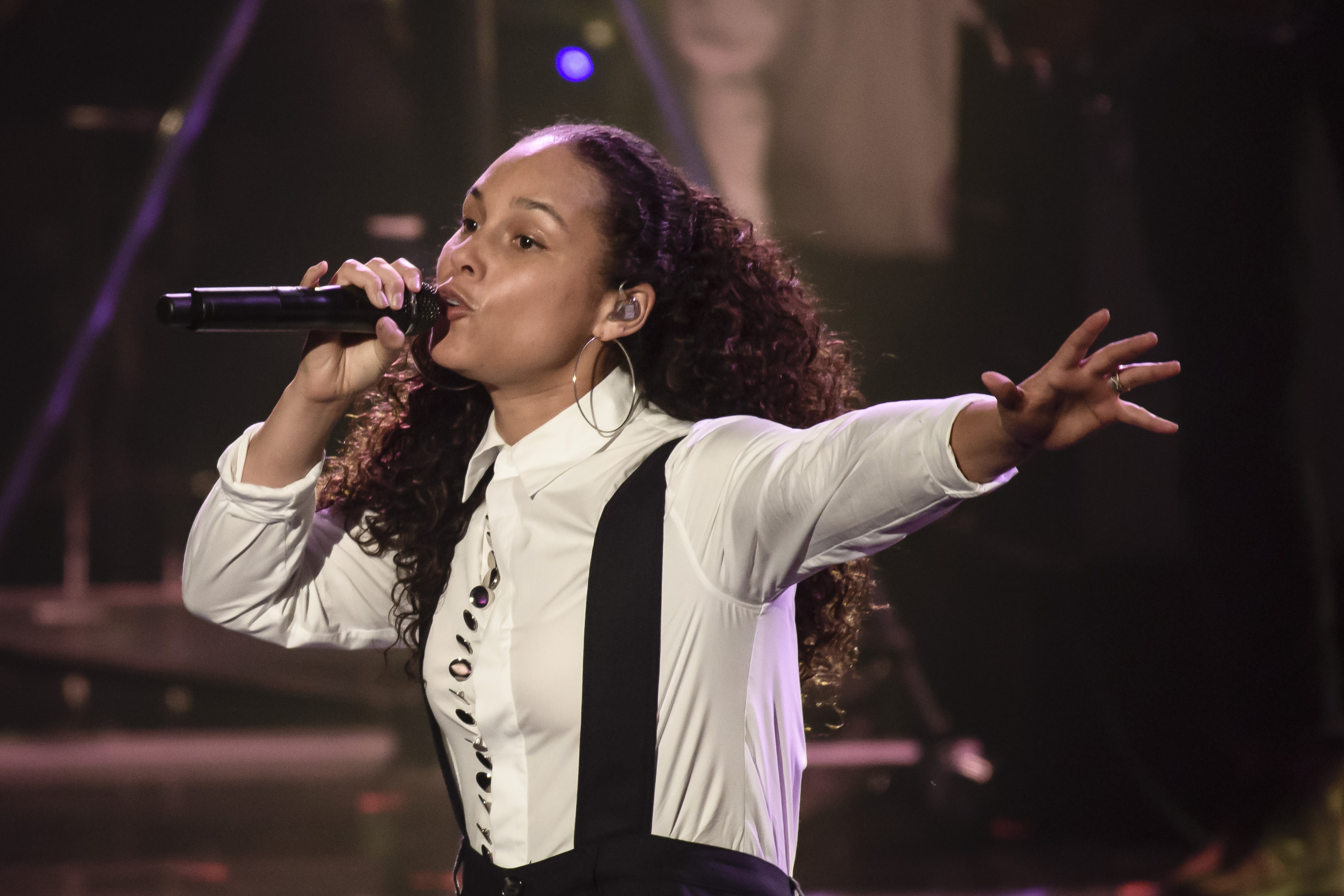 ALICIA KEYS