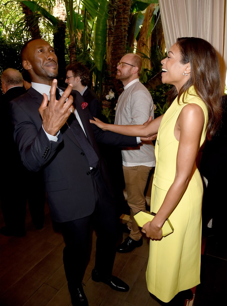 Celebrity Pics Of The Week 12/31/16 - 1/6/17