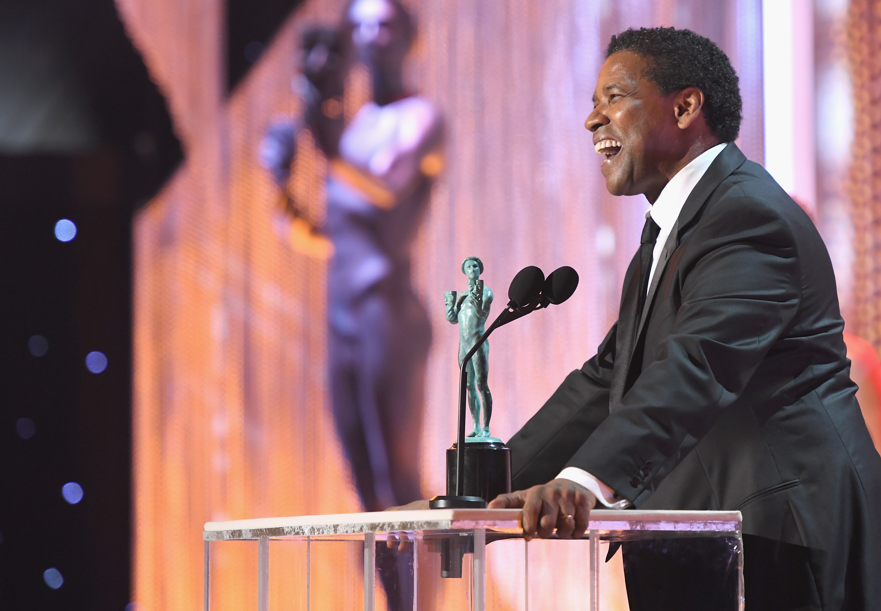 The 23rd Annual Screen Actors Guild Awards - Roaming Show