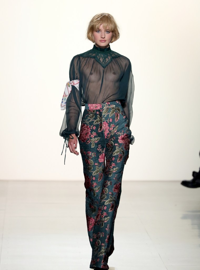 TADASHI SHOJI