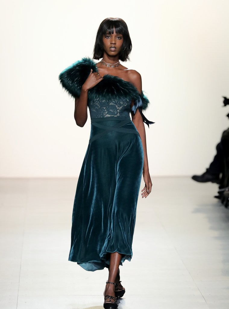 TADASHI SHOJI