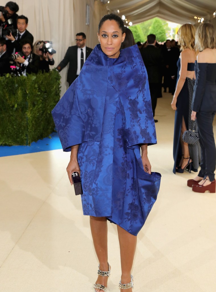 TRACEE ELLIS ROSS
