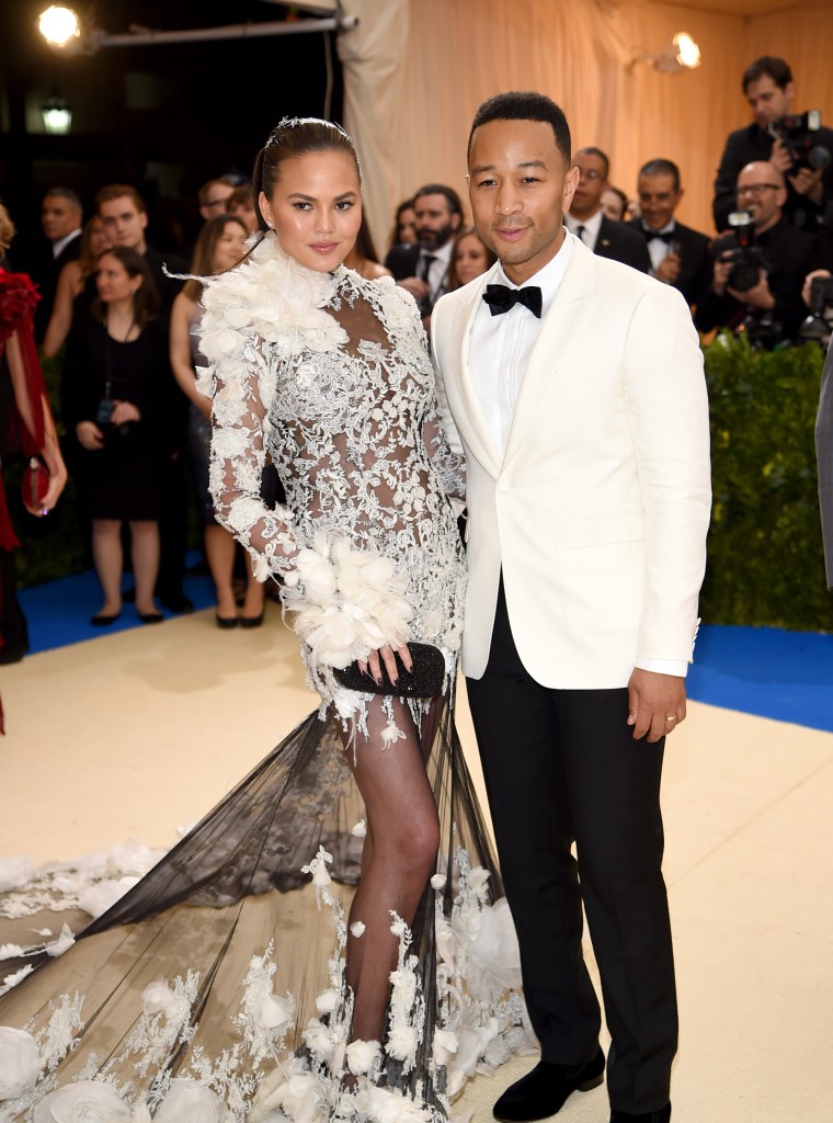 CHRISSY TEIGEN AND JOHN LEGEND