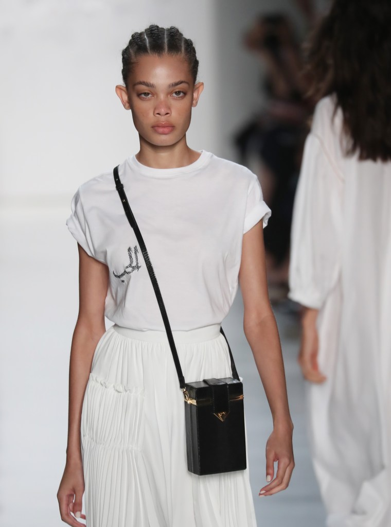 Noon By Noor - Runway - September 2017 - New York Fashion Week: The Shows