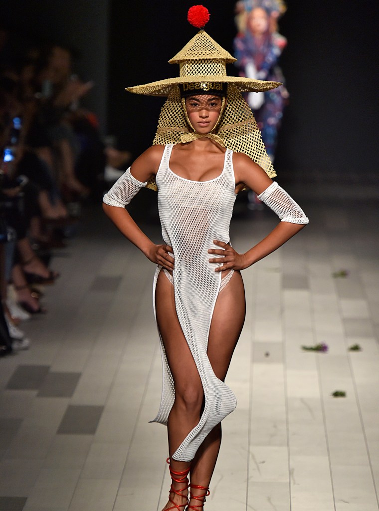 Desigual - Runway - September 2017 - New York Fashion Week