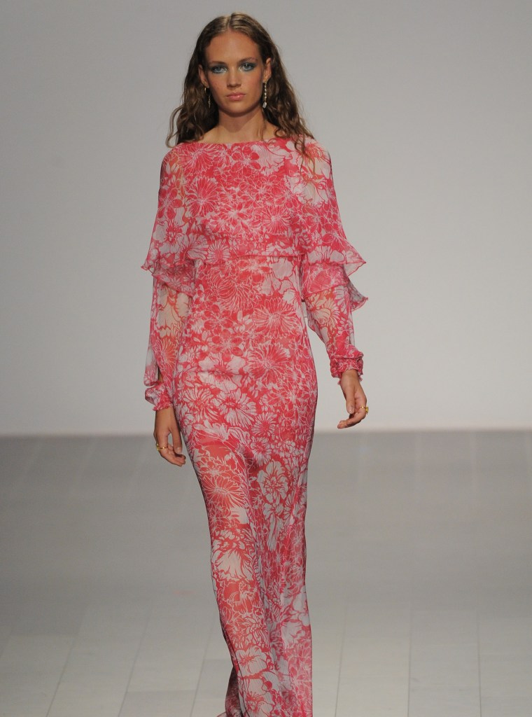 Tadashi Shoji - Runway - September 2017 - New York Fashion Week: The Shows