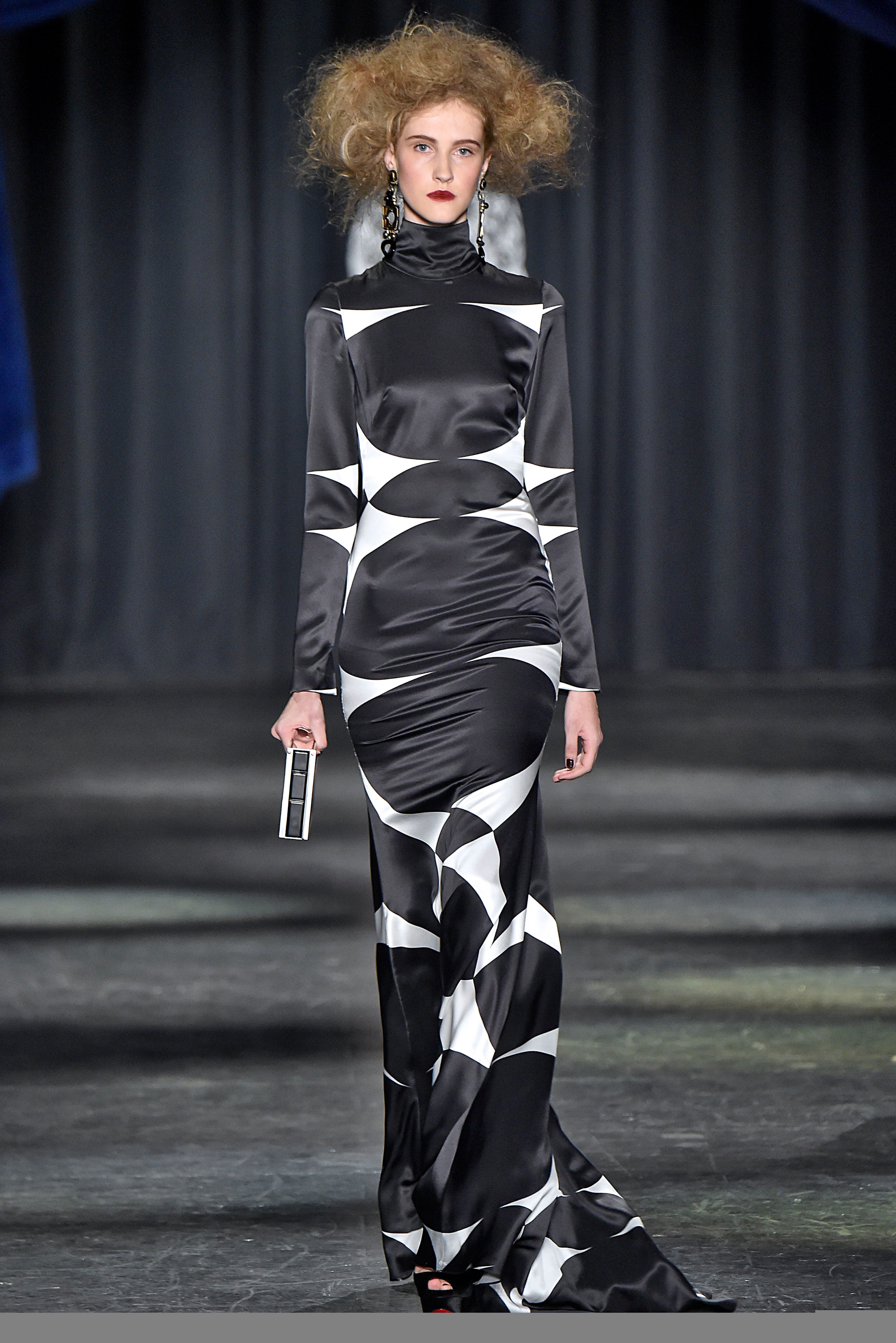 Naeem Khan - Runway - Fall 2016 New York Fashion Week