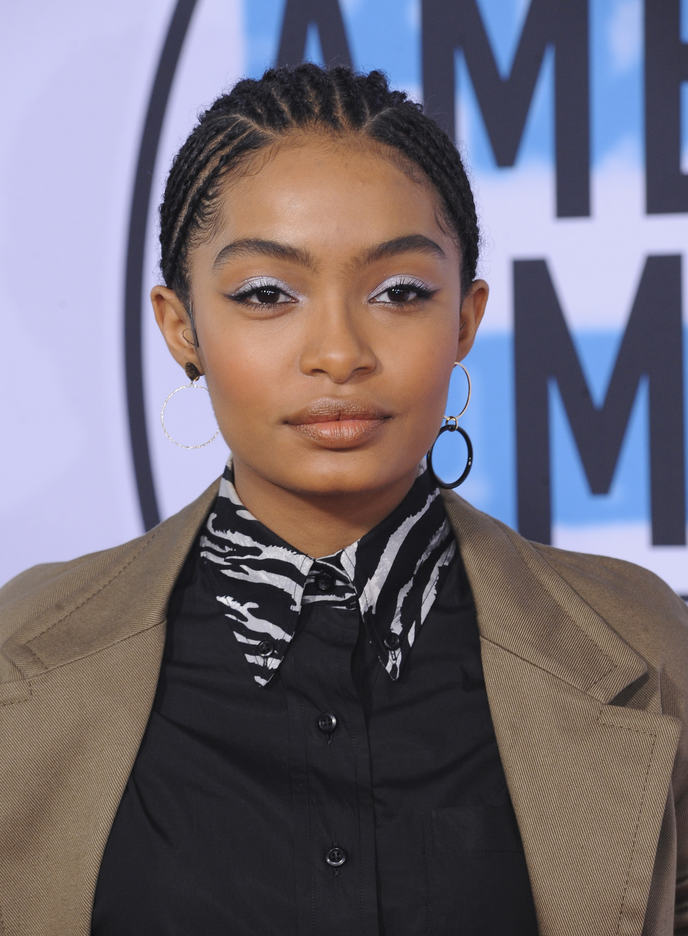 Yara Shahidi at the 2017 AMA's